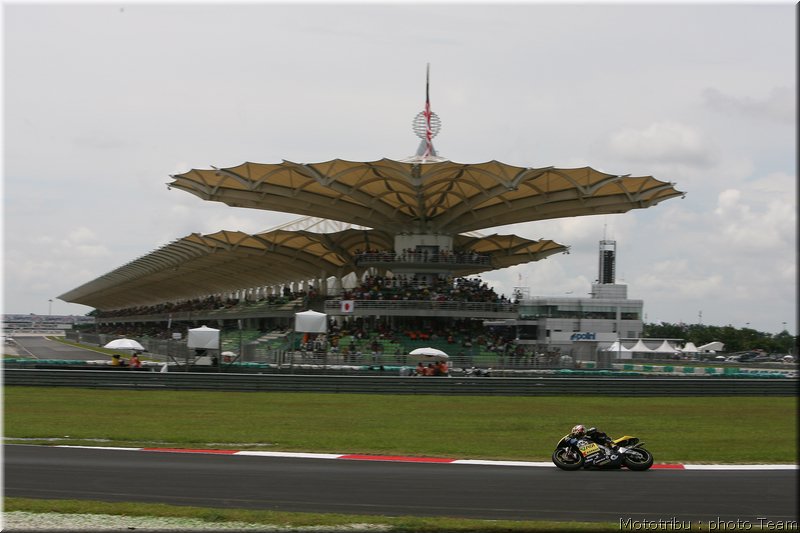 retro-dovizioso-2007_101