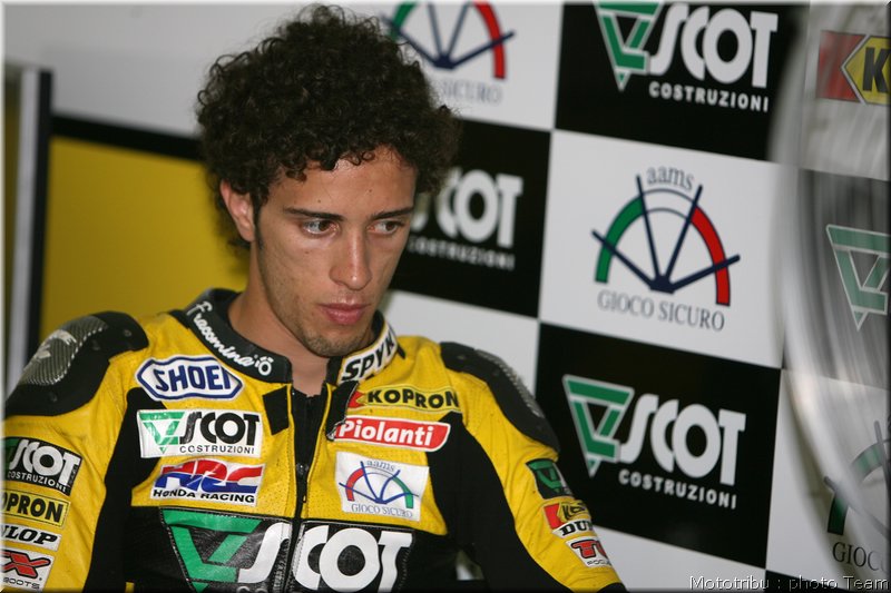 retro-dovizioso-2007_103