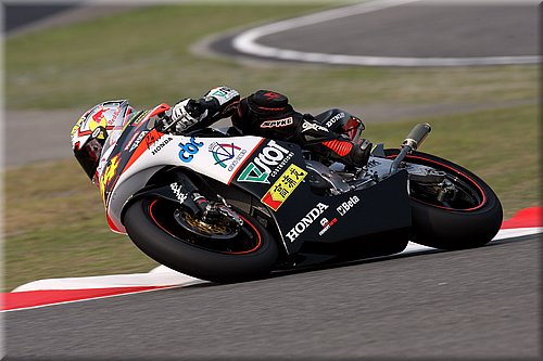 retro-dovizioso-2007_034.jpg