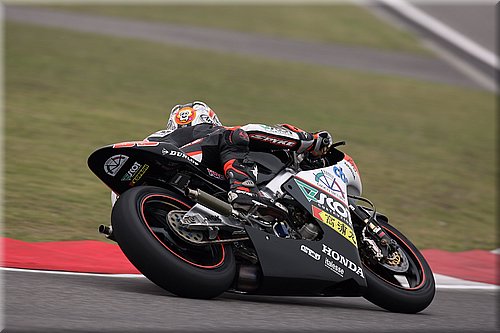 retro-dovizioso-2007_038.jpg