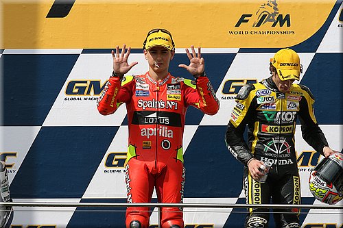 retro-dovizioso-2007_095.jpg