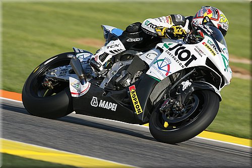 retro-dovizioso-2007_105.jpg