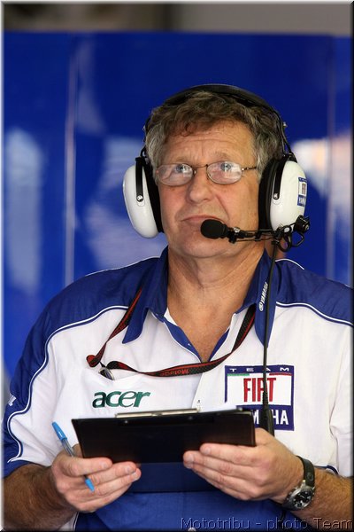 041-stands2007-041-burgess-qatar