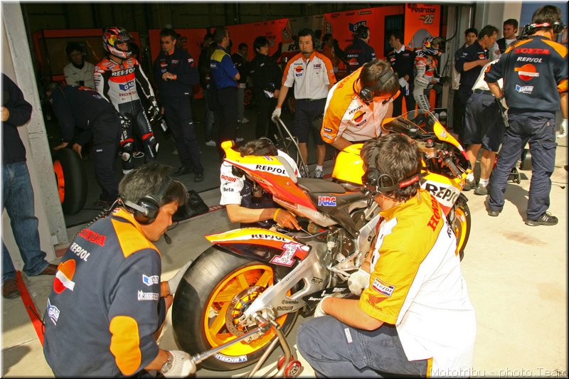 131-stands2007-026-honda002-turquie