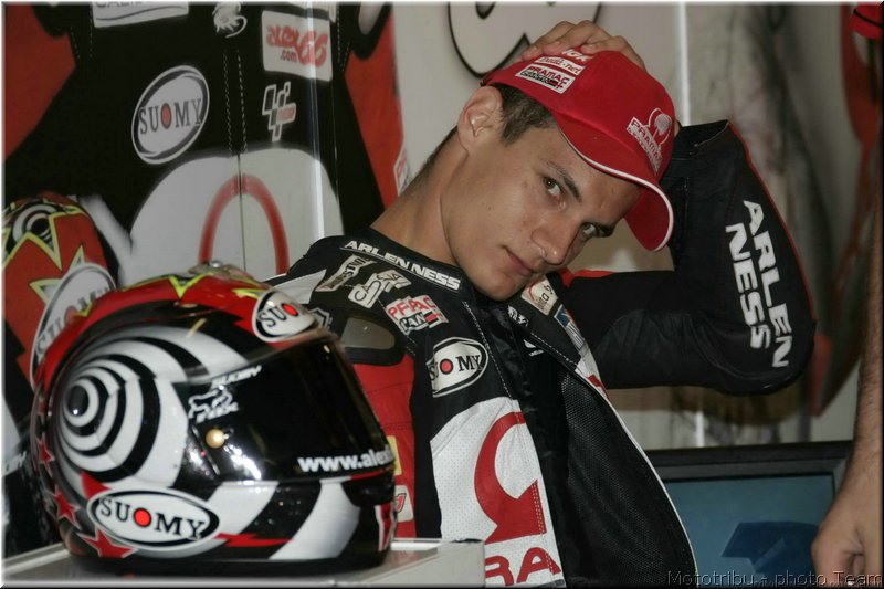 296-stands2007-hoffman1