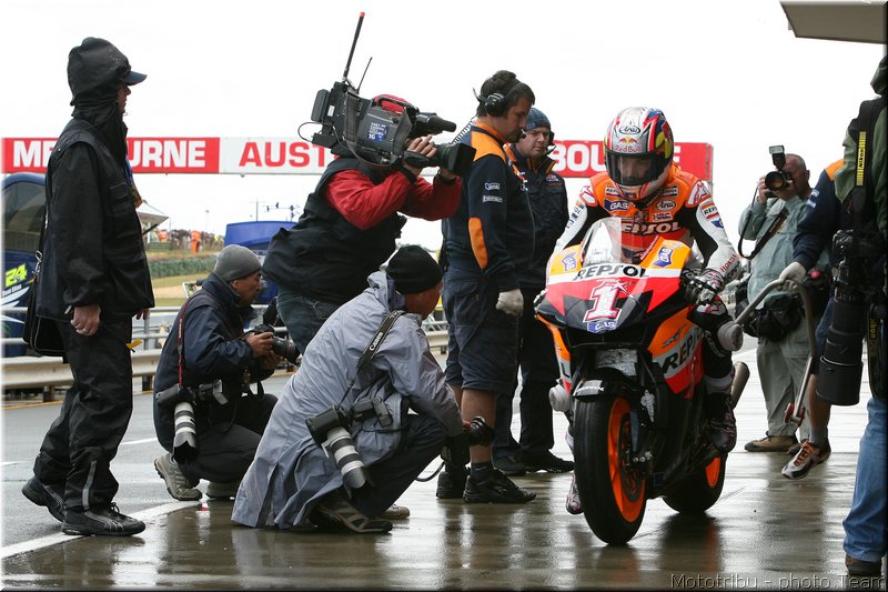 716-stands2007-040-hayden-australie
