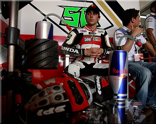 304-stands2007-laverty.jpg