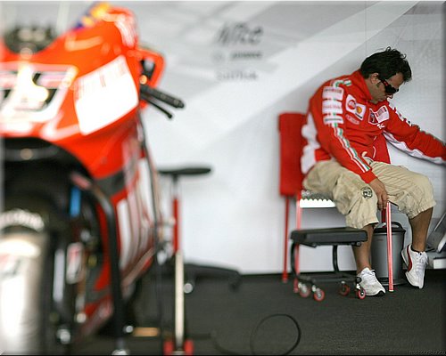 519-stands2007-019-capirossi-tchequie.jpg