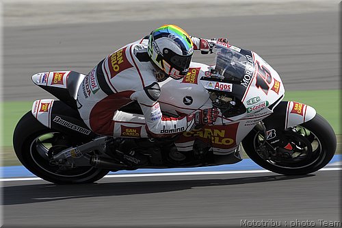 motogp-deangelis_04.jpg