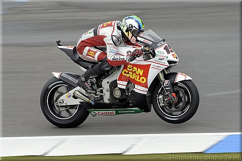 motogp-deangelis_08.jpg
