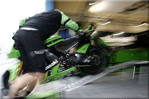 motogp-kawasaki_1.jpg