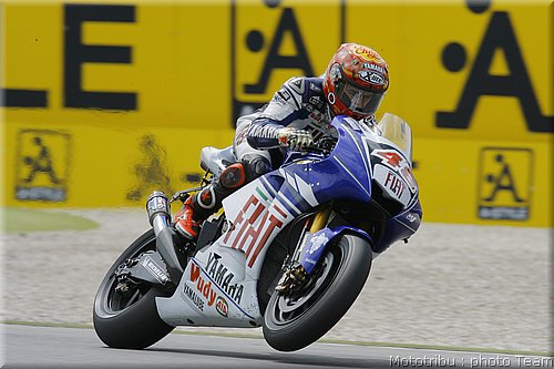 motogp-lorenzo_12.jpg