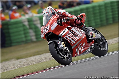 motogp-melandri_4.jpg