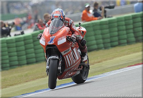 motogp-stoner_16.jpg