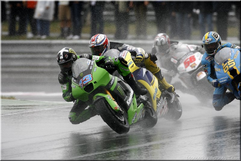 MOTO 