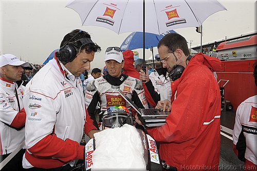 motogp-deangelis_14.jpg