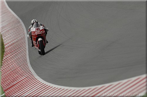 motogp-guintoli_01.jpg
