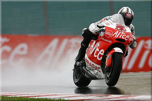 motogp-guintoli_03.jpg