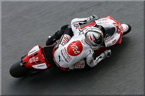 motogp-guintoli_05.jpg
