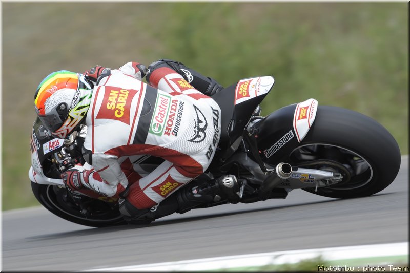 motogp-deangelis_04
