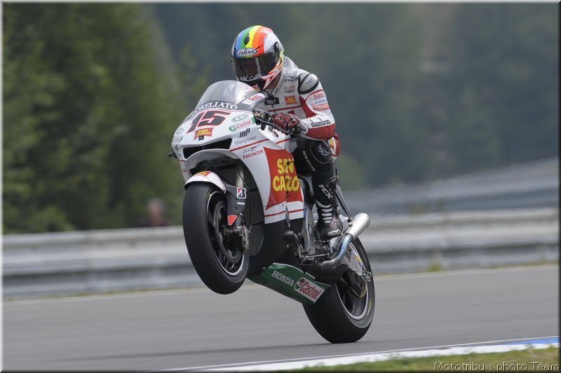 motogp-deangelis_06