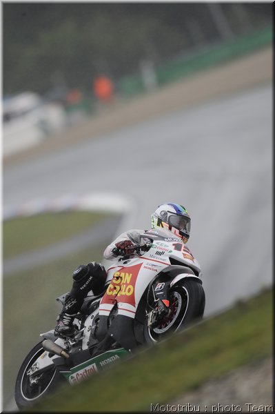 motogp-deangelis_13
