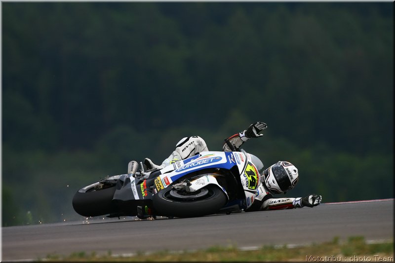 motogp-depuniet_04