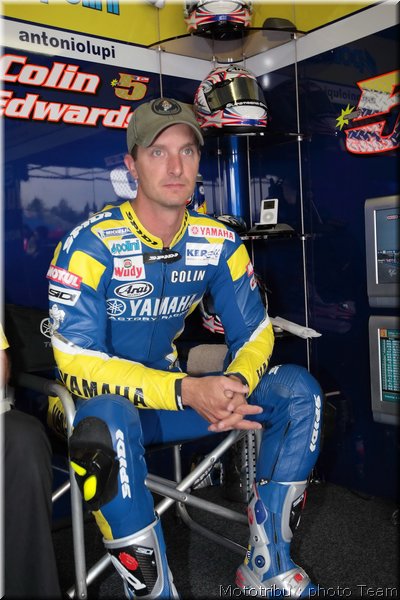 motogp-edwards_07