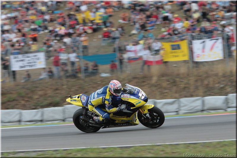 motogp-edwards_11