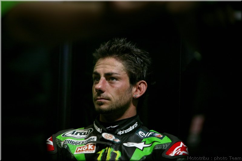motogp-hopkins_05