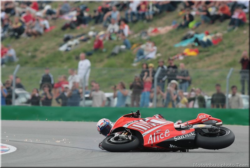motogp-stoner_14