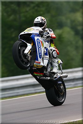motogp-depuniet_01.jpg