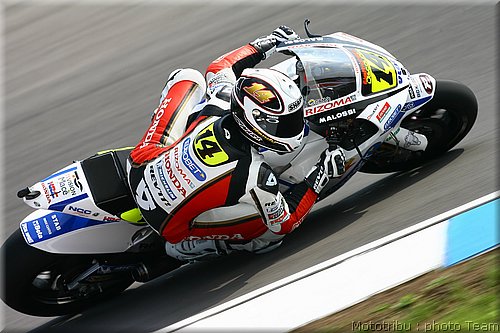 motogp-depuniet_08.jpg