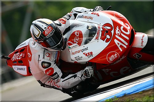 motogp-guintoli_01.jpg