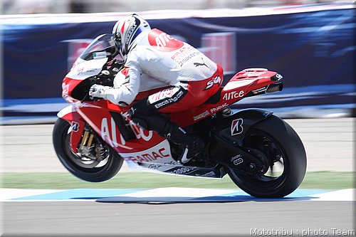 motogp-guintoli_07.jpg