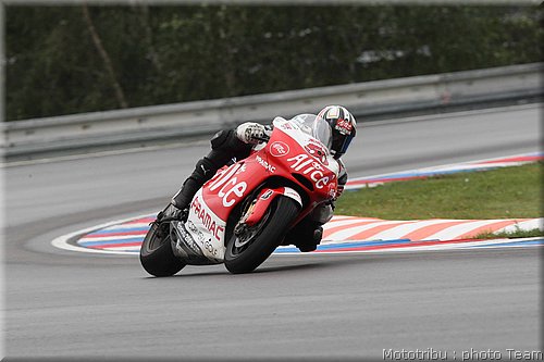 motogp-guintoli_10.jpg