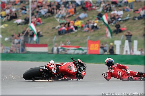 motogp-stoner_15.jpg