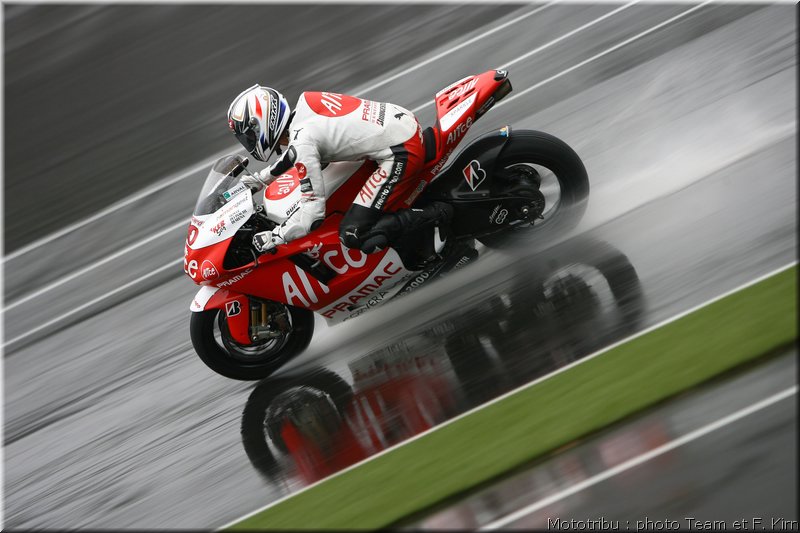 motogp_guintoli_09