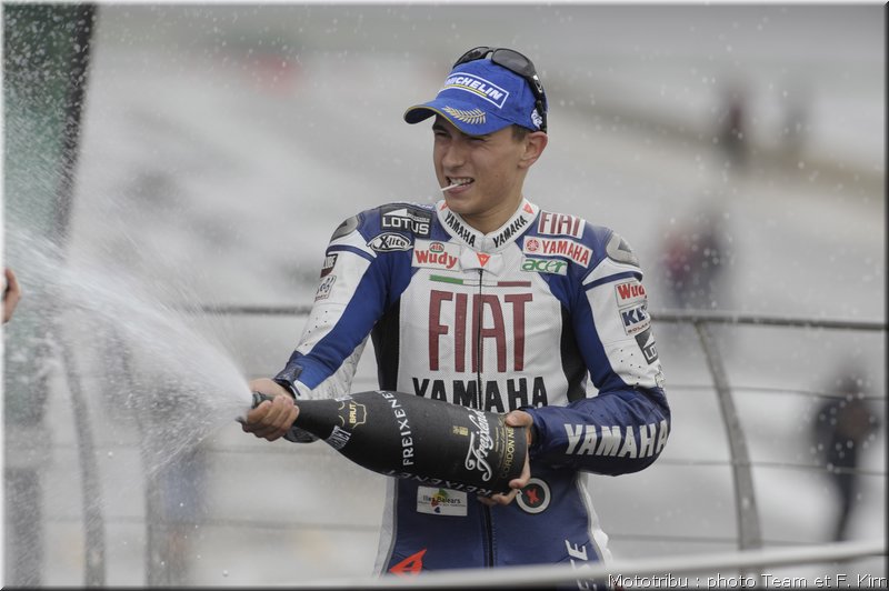 motogp_lorenzo_04