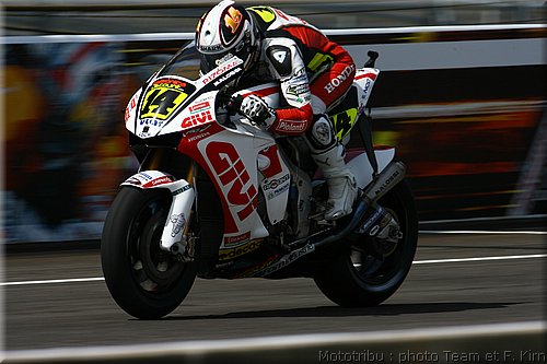 motogp_depuniet_4.jpg
