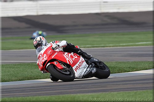 motogp_guintoli_03.jpg