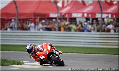motogp_stoner_06.jpg