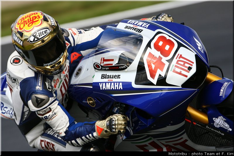 motogp_lorenzo_03