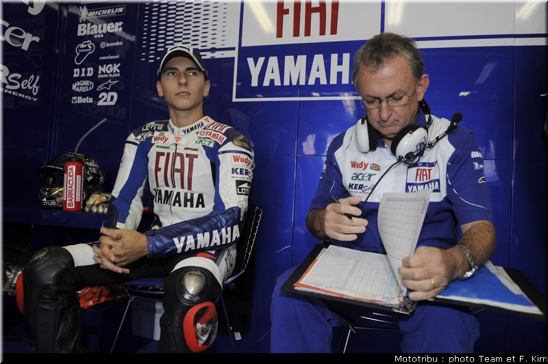 motogp_lorenzo_04