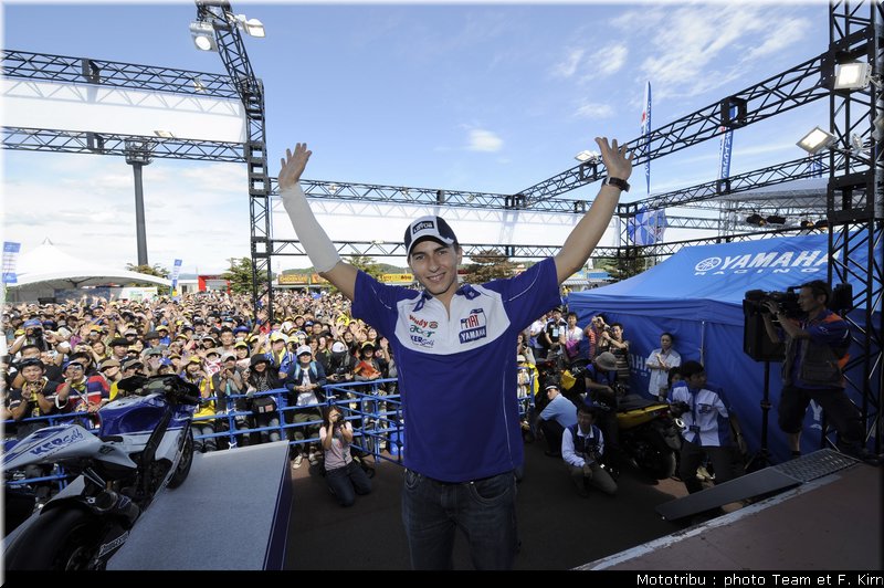 motogp_lorenzo_07