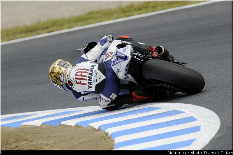 motogp_lorenzo_11