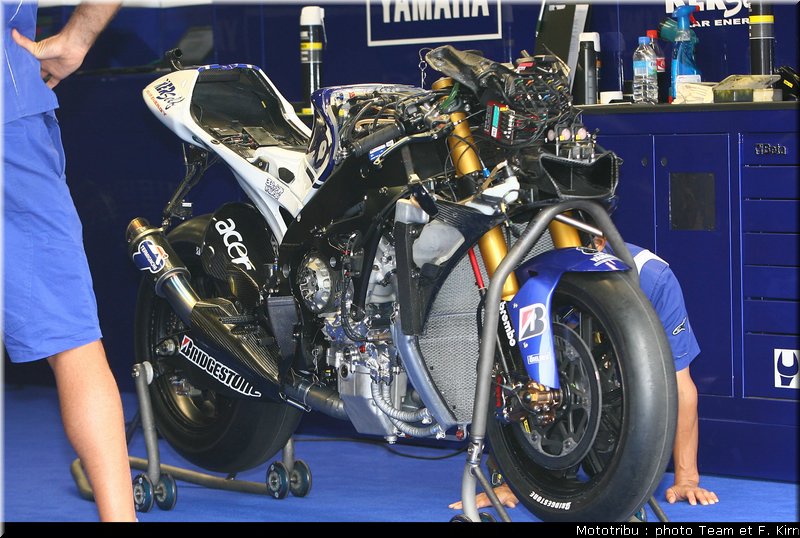 motogp_rossi_09