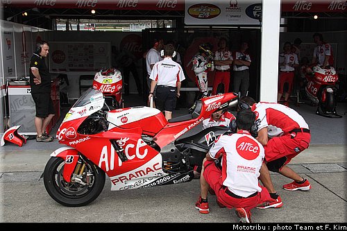 motogp_guintoli_09.jpg