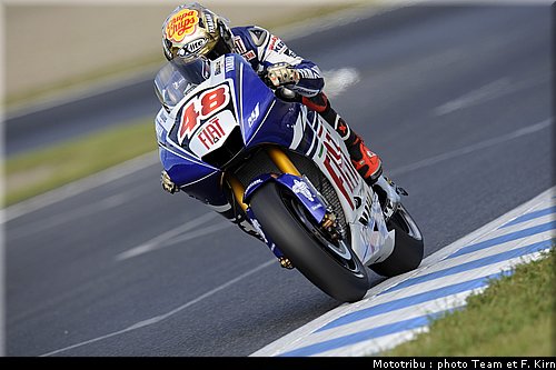 motogp_lorenzo_08.jpg