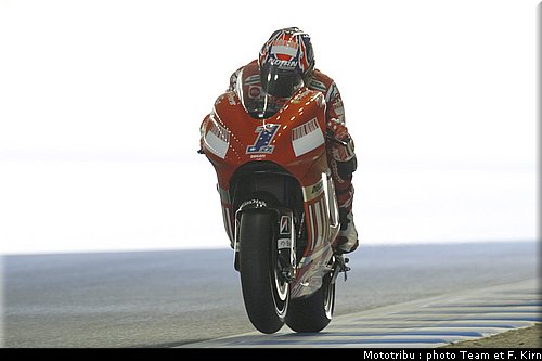 motogp_stoner_05.jpg